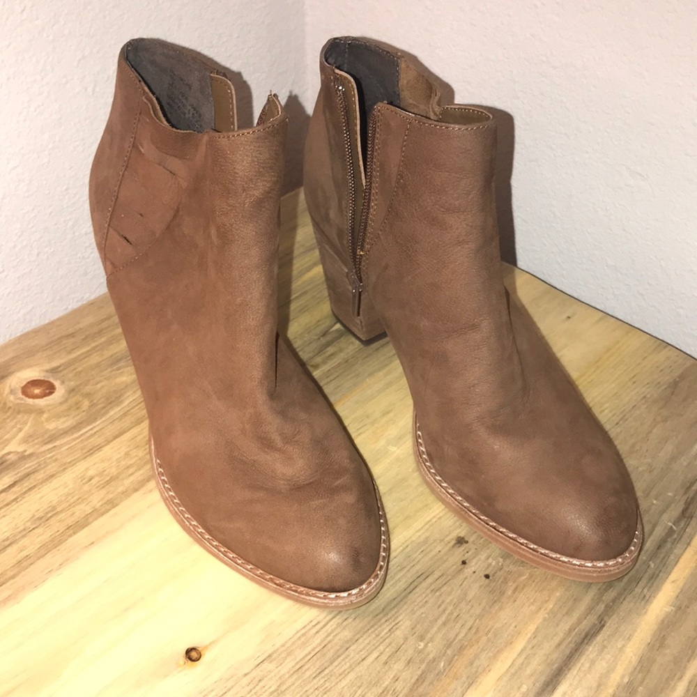 Cute Chocolate Brown Boots